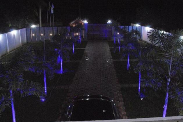 Hotel Nirutha - Photo2