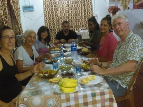 Kunam Beach Rest Inn - Photo3