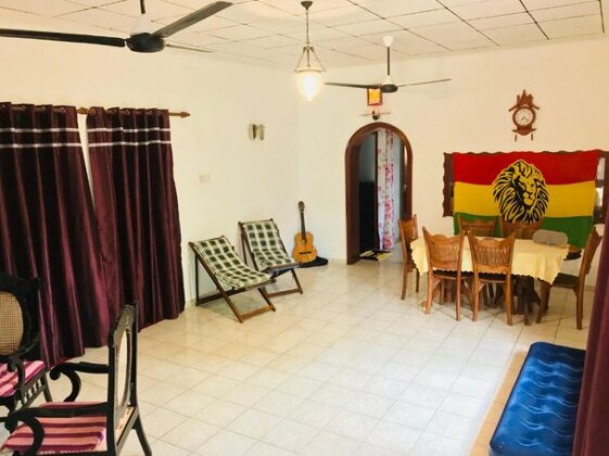 HideOut Pitaraba - Photo2
