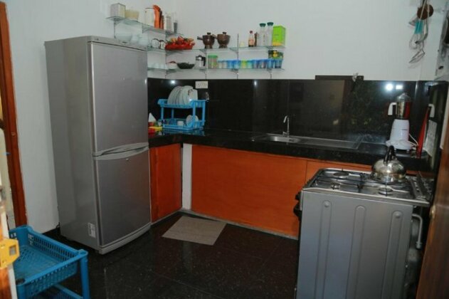Rivelco Holiday Inn - Photo2