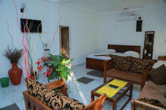 Rivelco Holiday Inn - Photo5