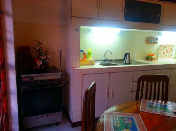 Chaya Villa Guest House - Photo3