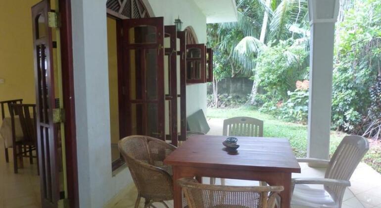 Lagoon Villa Beruwala - Photo3