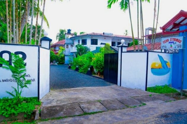 Rathnasiri Seaside Getaway - Photo2