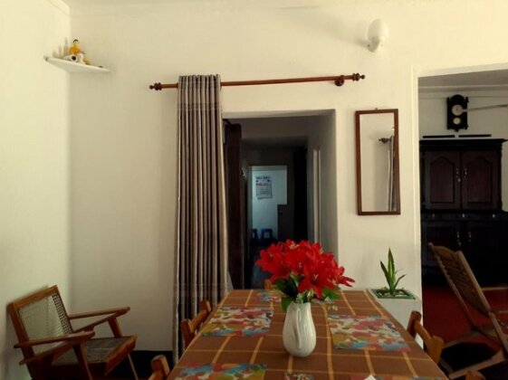 School Headmaster's Bungalow - Photo4