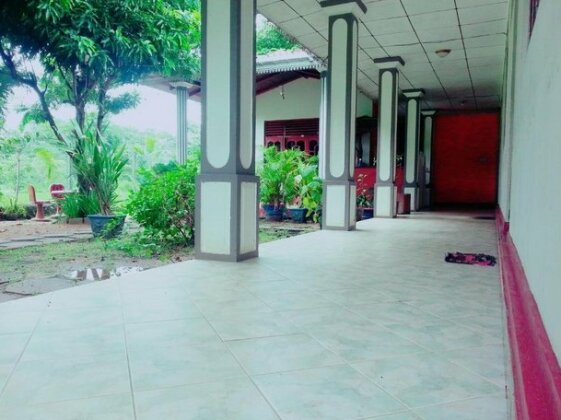 Hansika Guest Inn - Photo2