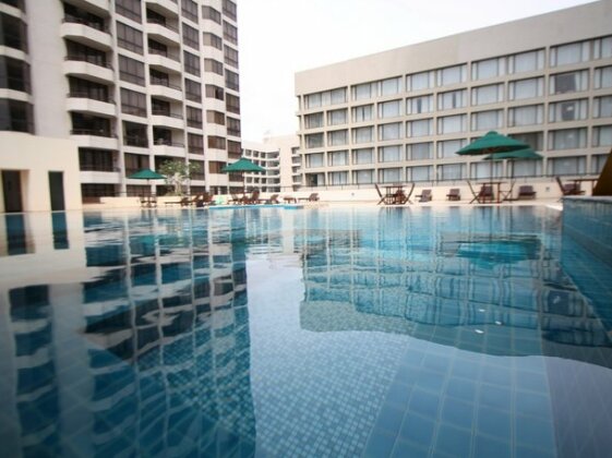 Bella Vista Serviced Apartments Colombo at Crescat Residencies - Photo2