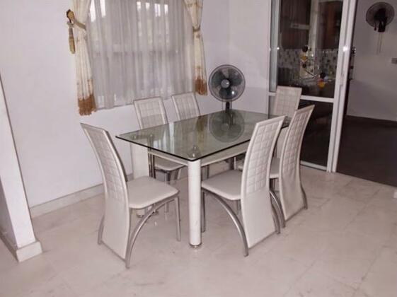 Brilliance Holiday Home Colombo - Photo5