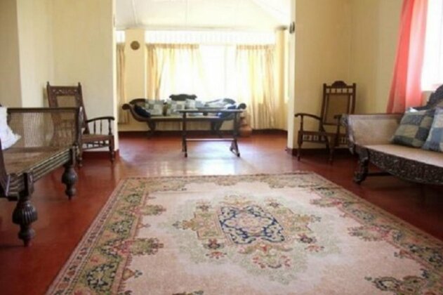 Colonial Charm by the Beach - Photo5