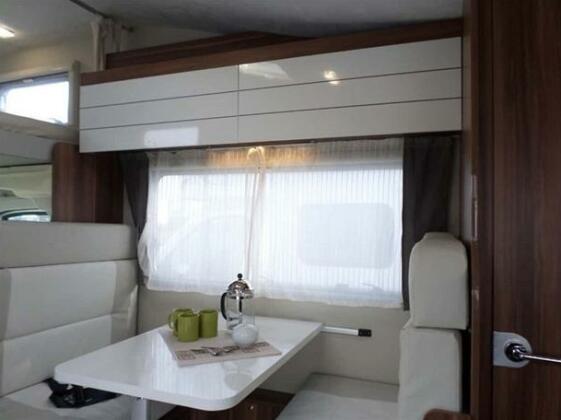 Go Outdoors Motor Home - Caravan Park - Photo2