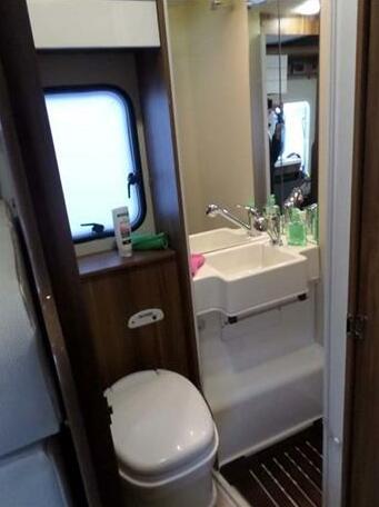 Go Outdoors Motor Home - Caravan Park - Photo4