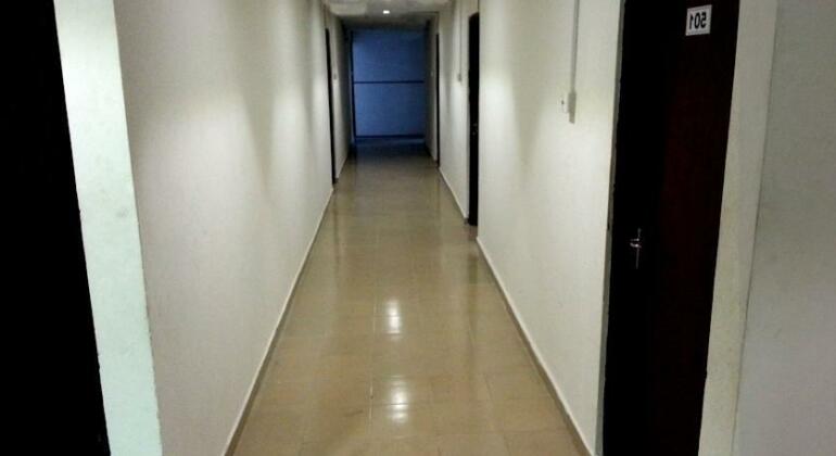 Green Palace Inn - Photo5