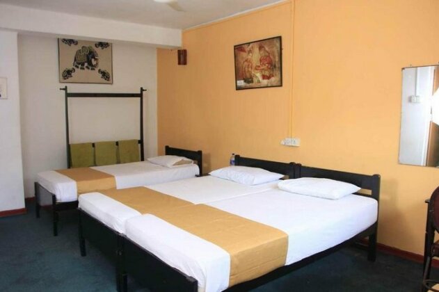 Hotel Orchid Inn Colombo - Photo5
