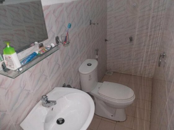Krishan Hotel And Restaurant - Photo5