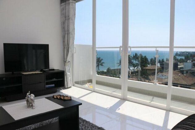 Lavinia Beach House - Photo2