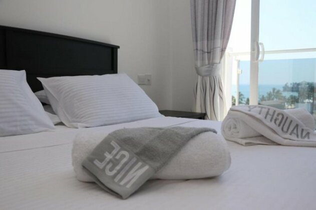 Lavinia Beach House - Photo4