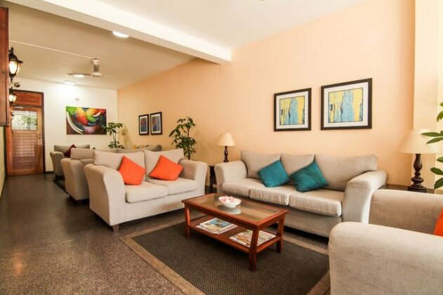 OYO 107 Tropic Inn - Photo2