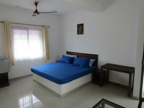 Queens Park Apartments - Photo5