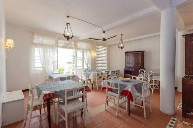 Royce Boutique Hotel - Photo4