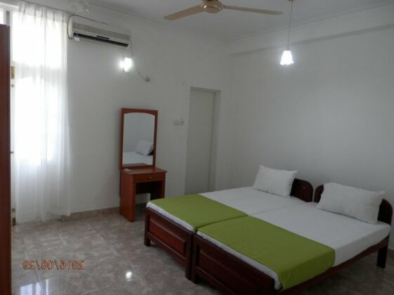 The Number 8 - Photo3