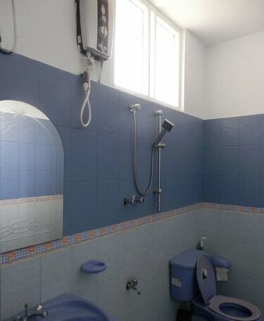 The Number 8 - Photo5