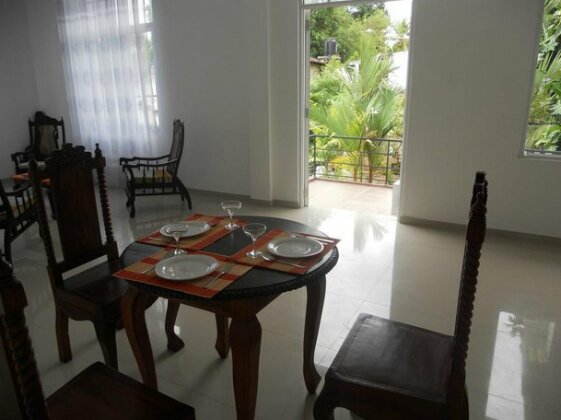 White Cottage Colombo - Photo4
