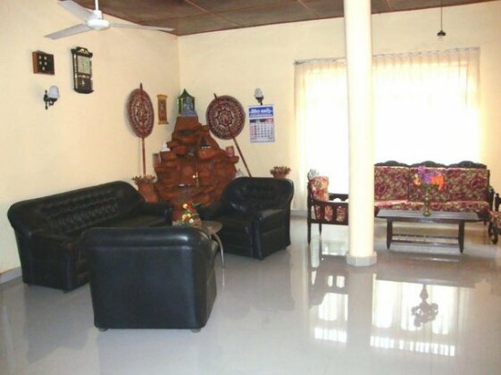 Chamara Guest House - Photo4
