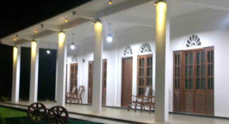Hotel Suwahasa - Photo2