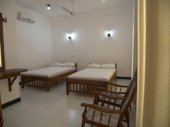 Sun Breeze Rest & Restaurant - Photo4