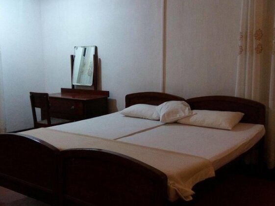 Rest House Deniyaya - Photo3