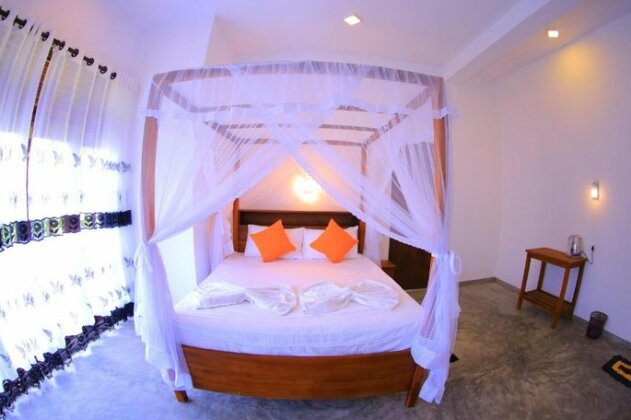 Abinu s Place - Photo5