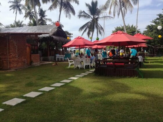 Seacoast Sanctuary Beach Hotel - Photo4