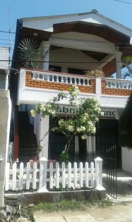 Upali White House - Photo2