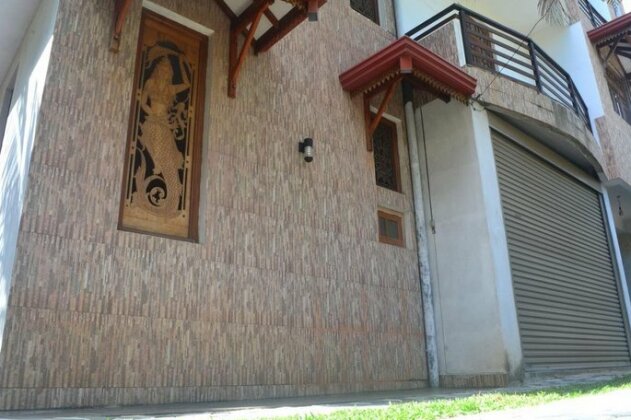  Photo 3