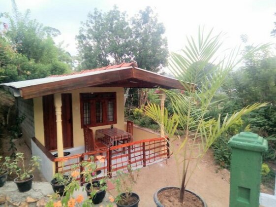 Ella J Villa - Photo2