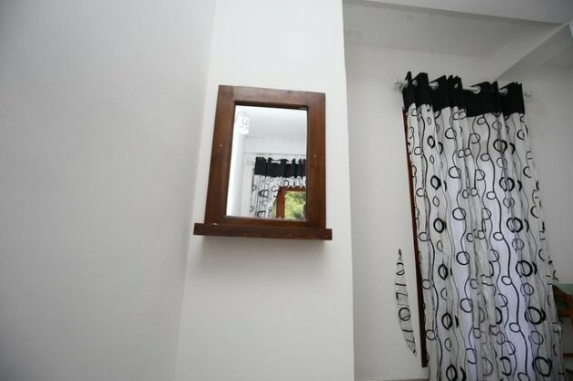 Isuru Homestay - Photo2