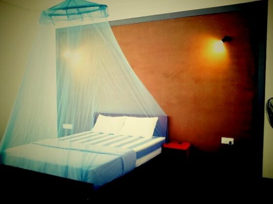Monarch Ella Hotel and Hostel - Photo2