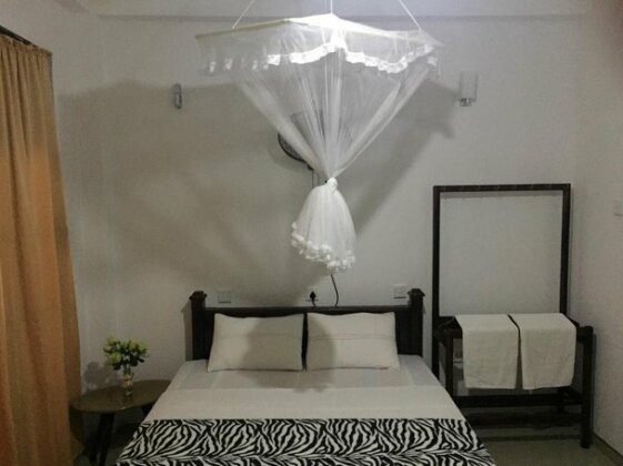 Pasan Guest - Photo3