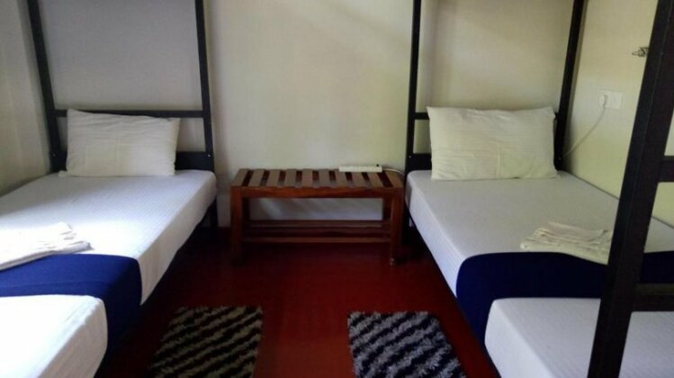 Remo's Restaurant & Hostel - Photo4