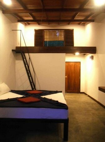 Rowinrich Cottages - Photo2