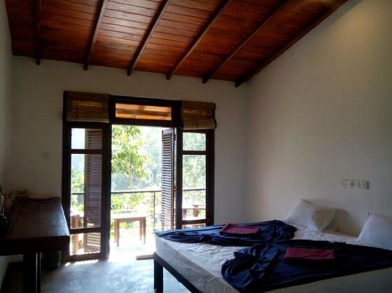Rowinrich Cottages - Photo3