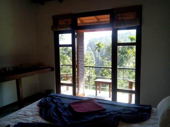 Rowinrich Cottages - Photo5