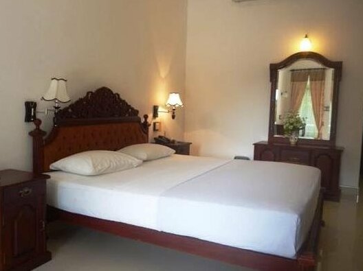 Centauria City Hotel - Photo2