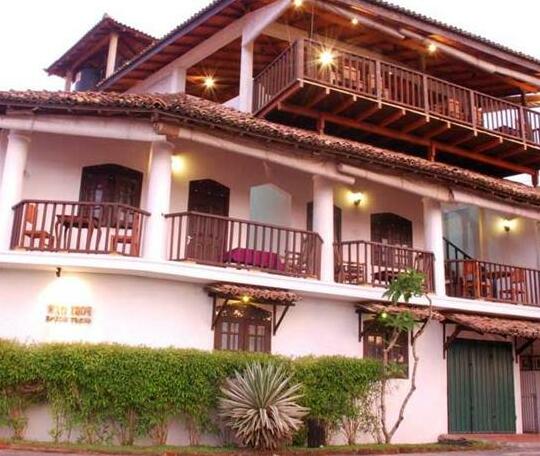 Fort Dew Guest House