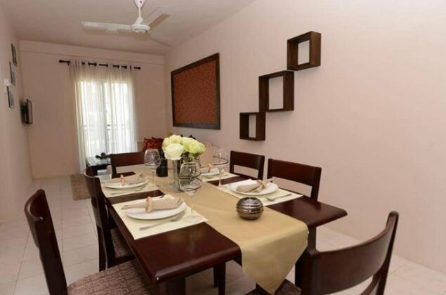 Latitude Holiday Apartment - Photo2