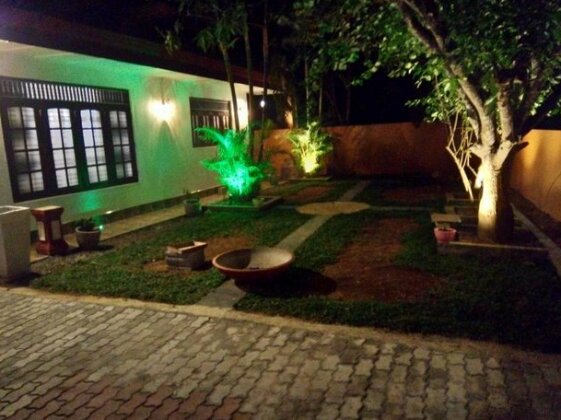 Santosa Villa - Photo2