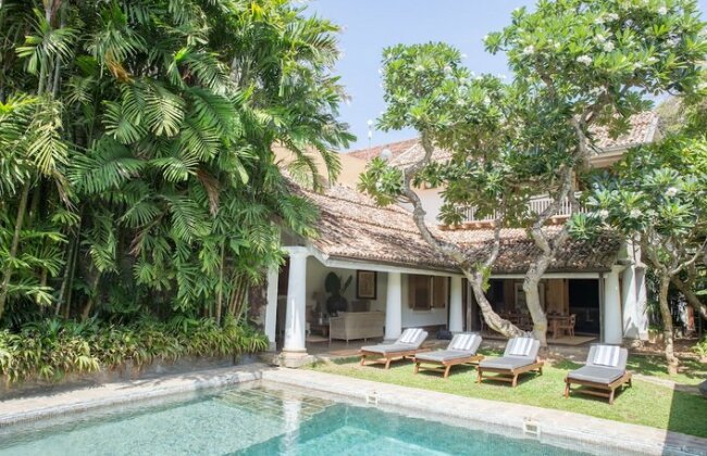 Taru Villas - Rampart Street - Photo2