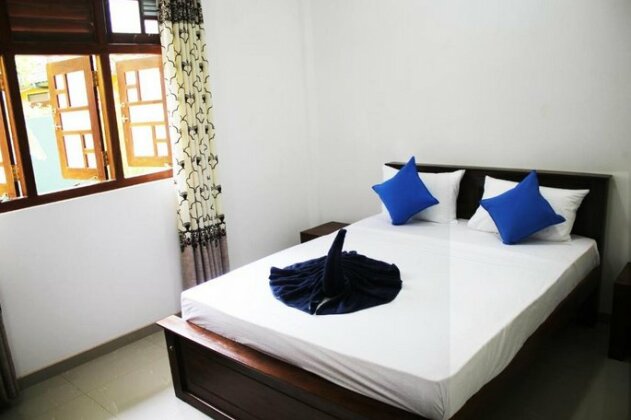 White Villa Habaraduwa - Photo3