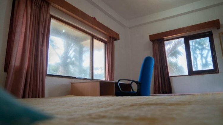 Seaface Rest Hambantota - Photo4