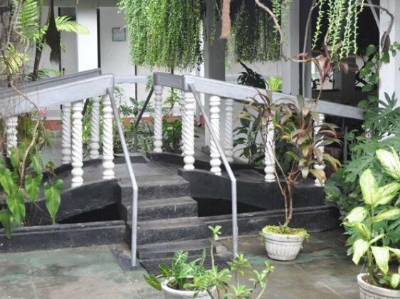 Vikum Lodge - Photo5